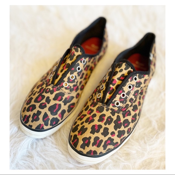 Keds - Red Leopard Canvas Slip Ons sz.11 - Picture 1 of 6